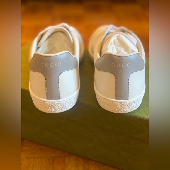 GUCCI ๐ Ace Sneaker | Menโs Size 10.5 US White Leather/Grey Interlocking Gs NWT - Picture 12 of 16